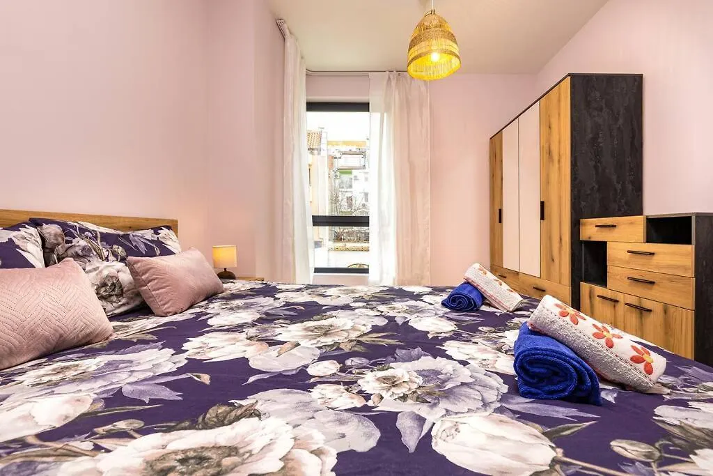 Brand New Modern 1Br Apartment With Private Parking Included Filibe