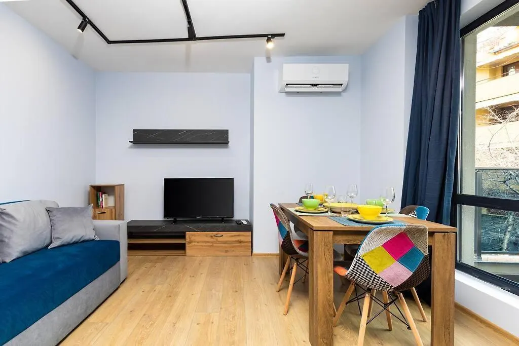 Brand New Modern 1Br Apartment With Private Parking Included Filibe